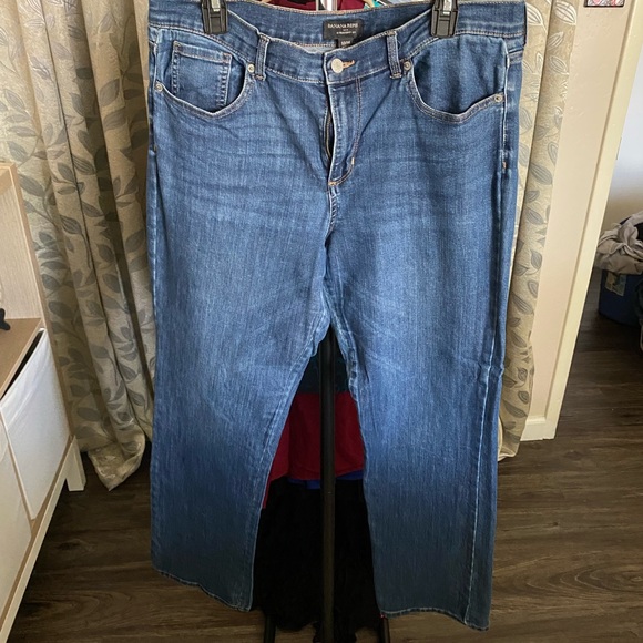 Banana Republic Blue Straight Leg Jeans - Picture 1 of 4